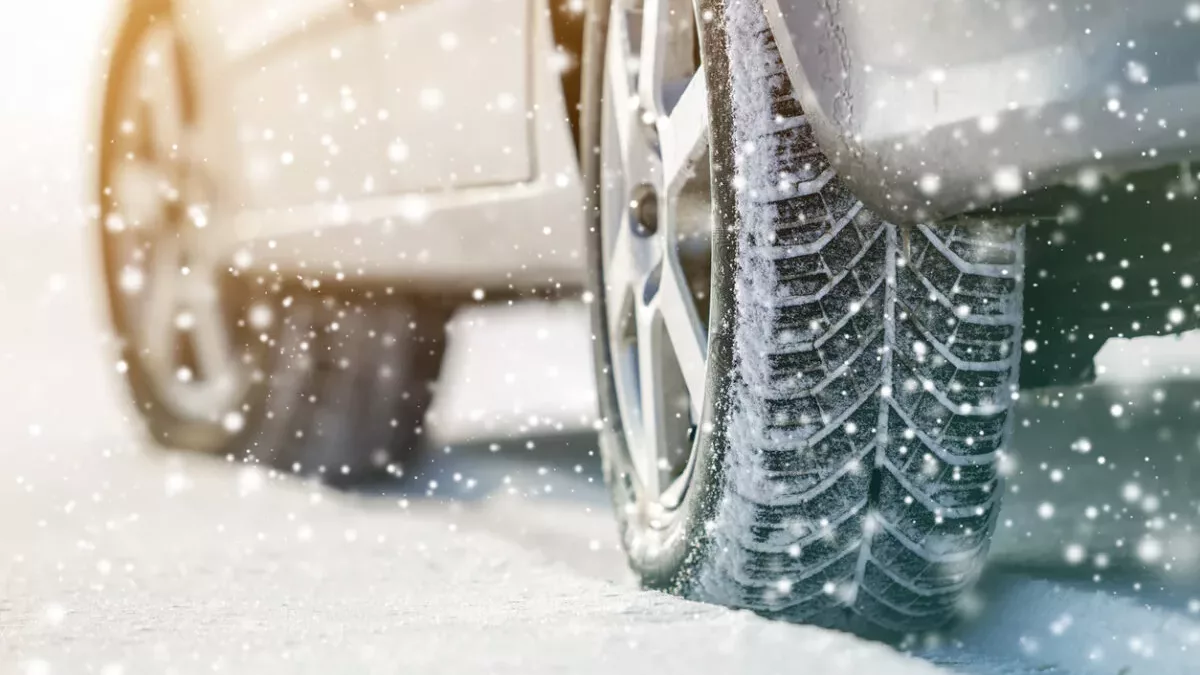 How to prepare your car for driving on snow