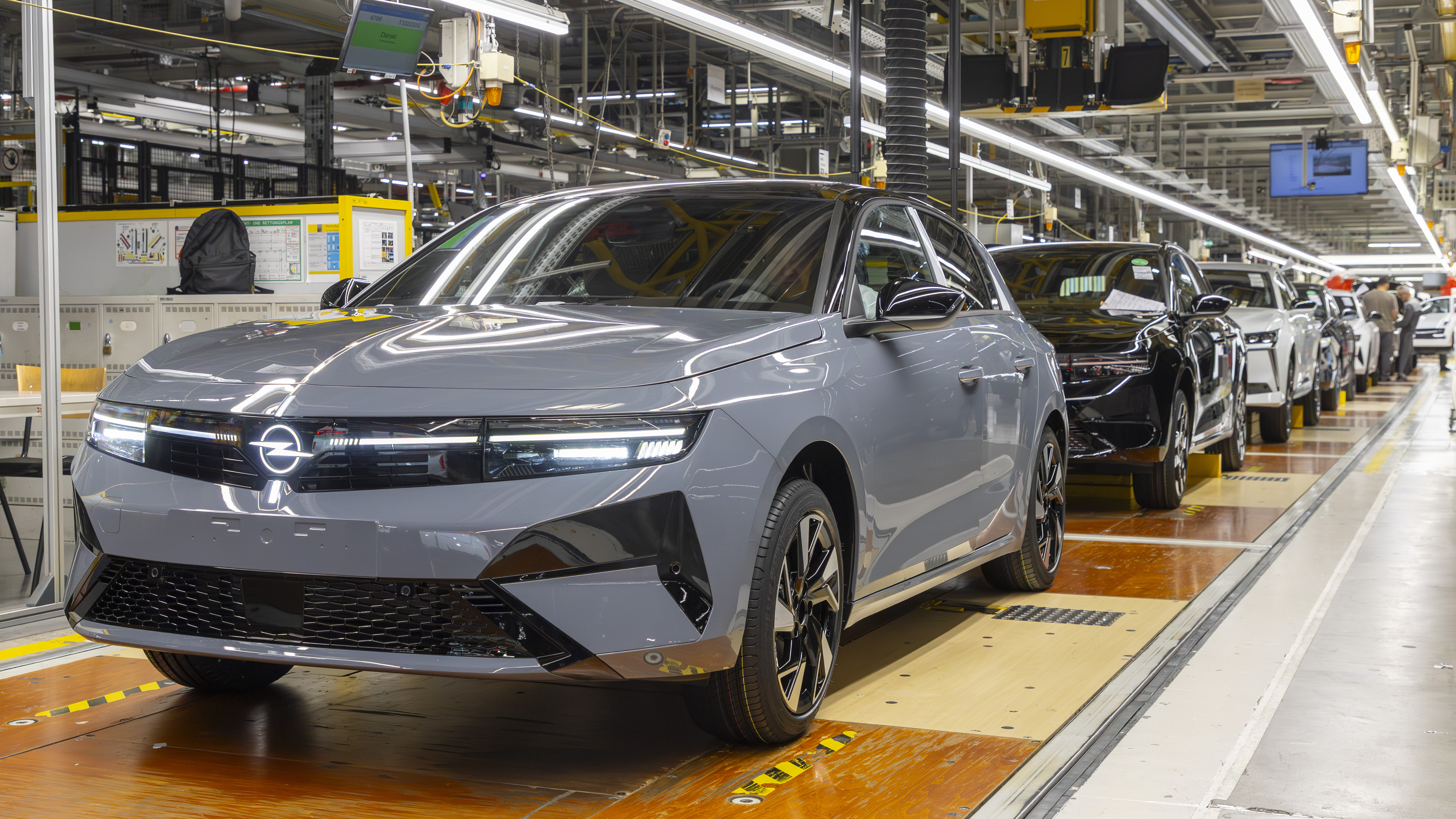 Next Generation Astra to be Designed, Engineered and Made in Rüsselsheim