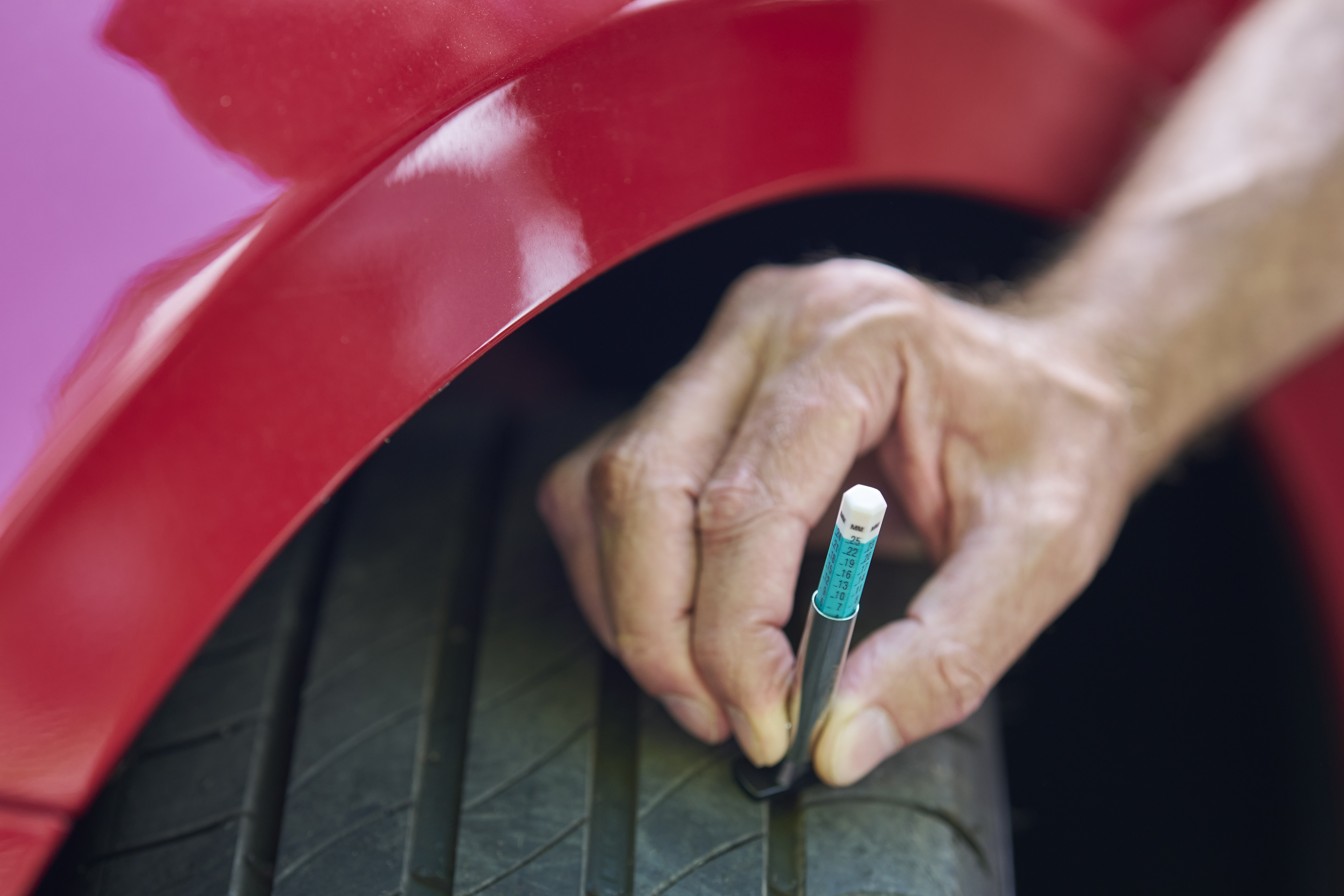 More than 10,000 drivers caught driving unroadworthy vehicles last year