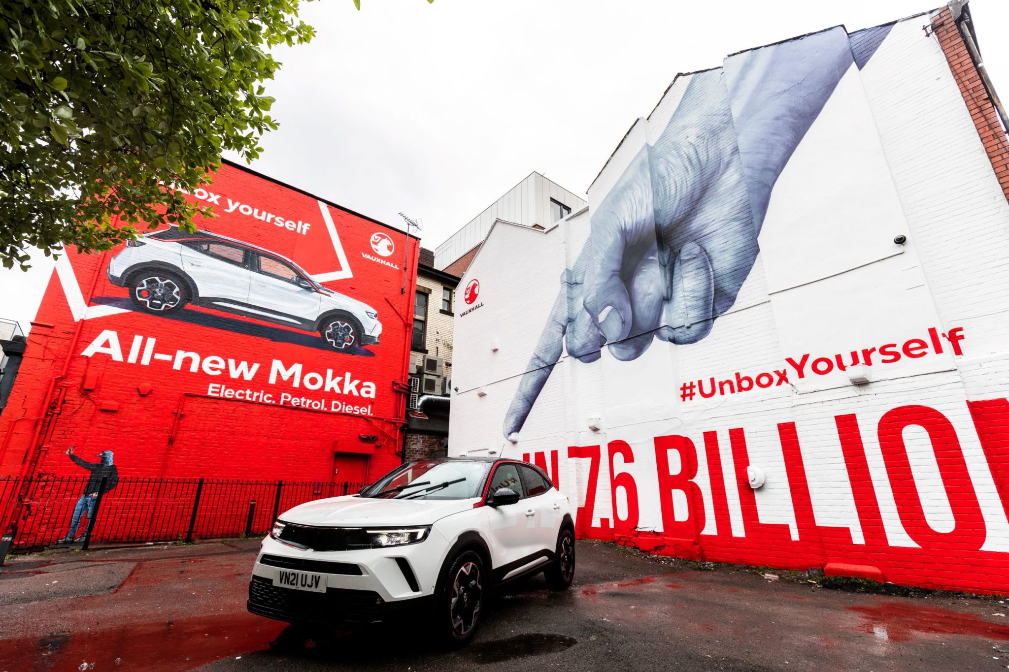 New Manchester Mural Celebrates Individuality | SWVaux.com